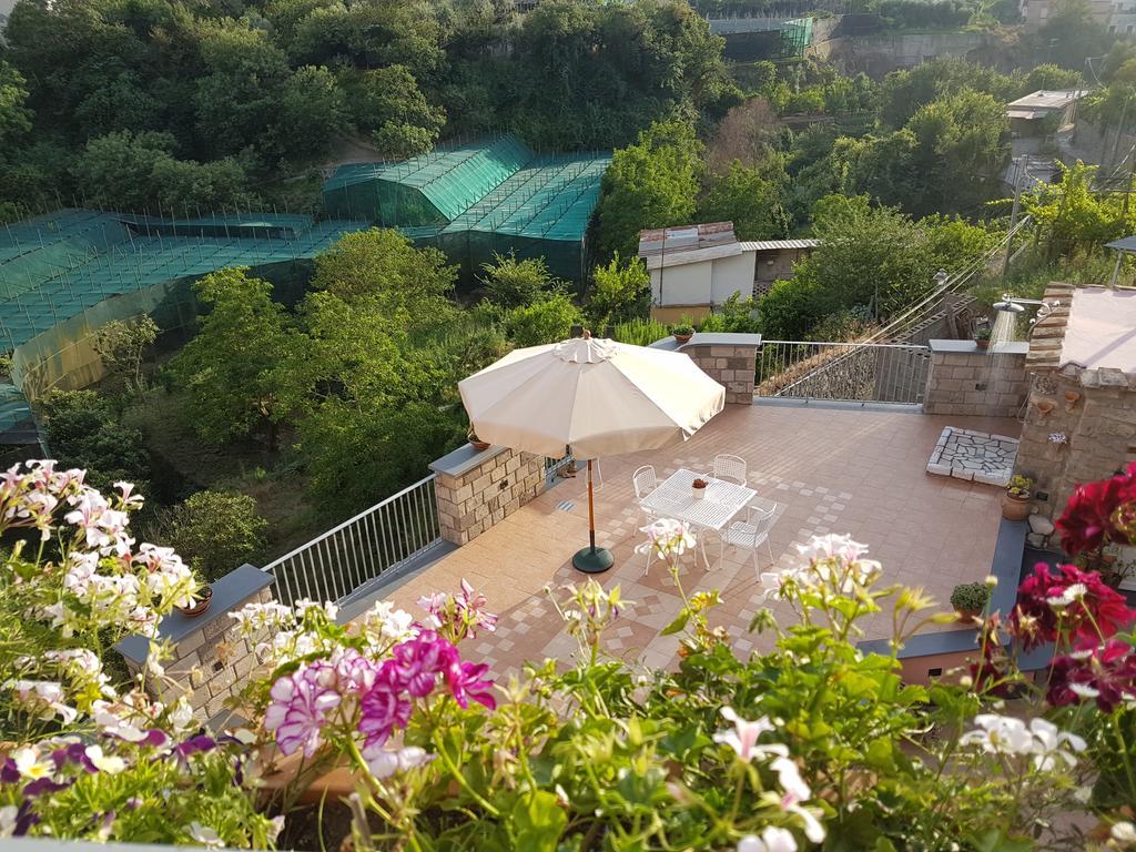 Bed and Breakfast Chez Chantal Мета Екстер'єр фото