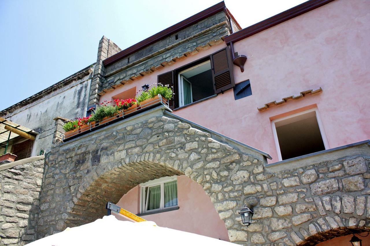 Bed and Breakfast Chez Chantal Мета Екстер'єр фото